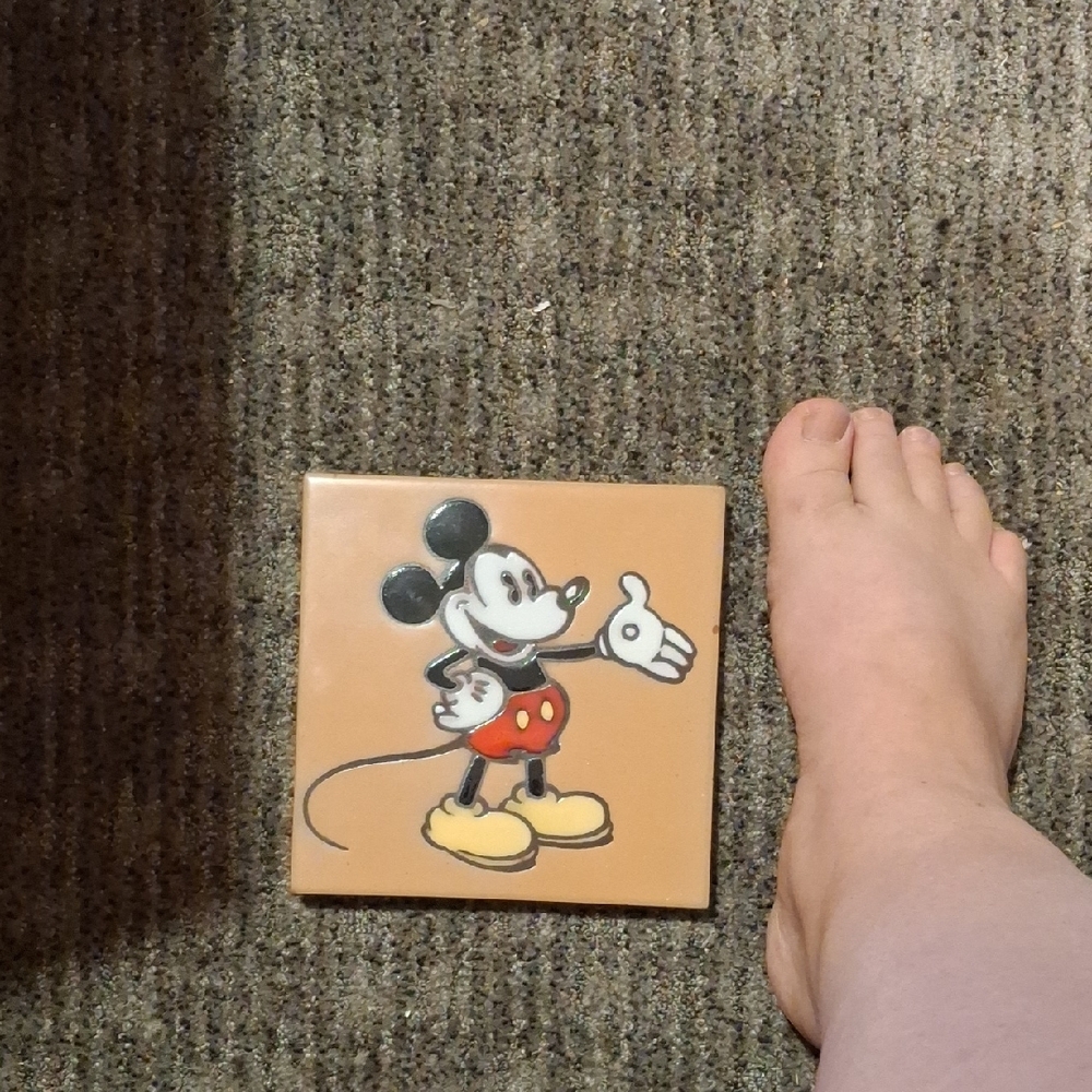 Mickey Mouse Decorative Tile - Picture 5 of 5